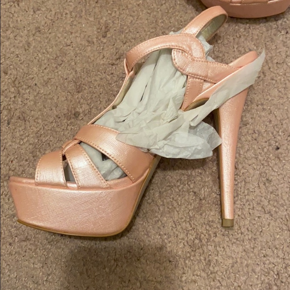 Michael Shannon Pink heels!